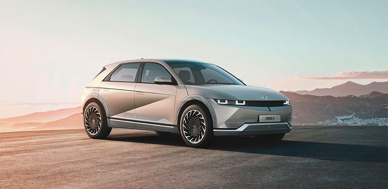 De nieuwe IONIQ 5 is gebouwd op het revolutionaire E-GMP-platform van Hyundai.