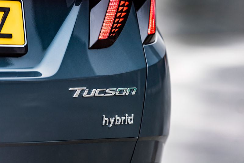 Volgens het tijdschrift KampeerKampioen van de ANWB is de Hyundai TUCSON 1.6 T-GDI Hybrid een zeer prettige trekauto.