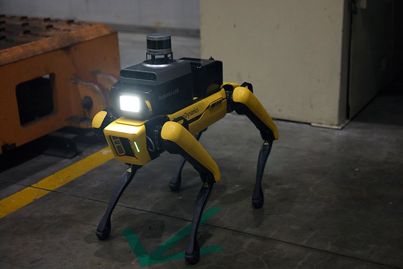 De Factory Safety Service Robot van Hyundai kan autonome patrouillediensten uitvoeren op de werkvloer.