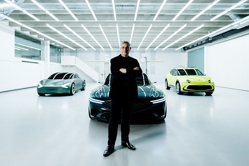 Luc Donckerwolke is benoemd tot World Car Person of the Year 2022.