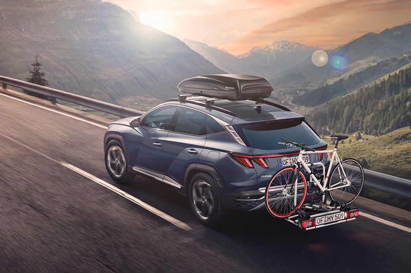 Hyundai’s zijn eenvoudig uit te rusten met een fietsendrager; de geteste en goedgekeurde combinatie maakt het mogelijk om twee elektrische fietsen tegelijk te vervoeren.