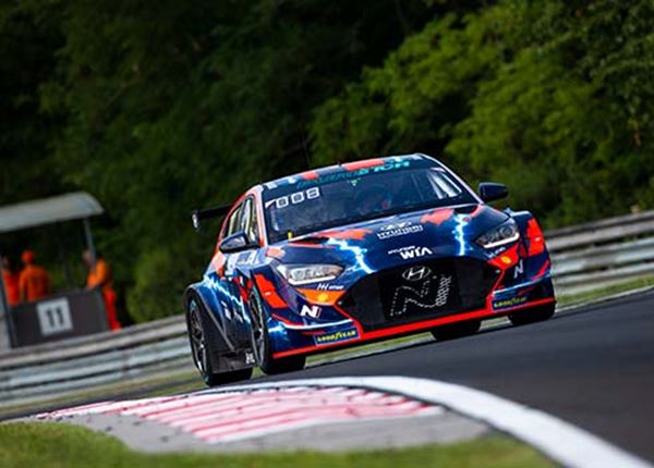 Nederlander Nicky Catsburg met Hyundai in elektrisch toerwagenkampioenschap ETCR