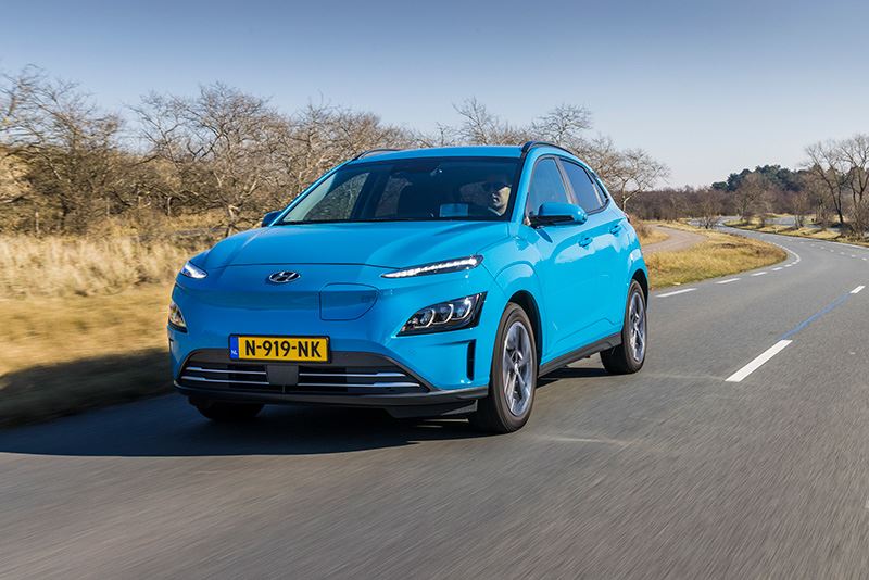 Bright over de Hyundai KONA Electric: ‘De stoelen zitten goed. Alle comfort is aanwezig, van stoel- en stuurverwarming tot stoelkoeling.’