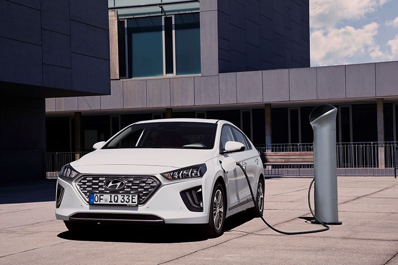 De Hyundai Ioniq Plug-in Hybrid.