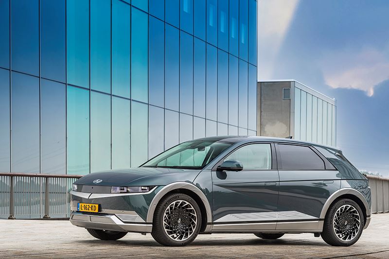 De beste elektrische auto van dit moment is volgens Falder de IONIQ 5 van Hyundai.