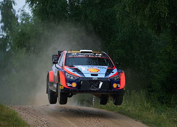 Ott Tänak pakt derde plaats voor Hyundai in Rally Estonia 
