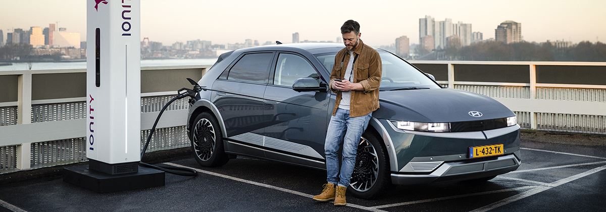Samenwerking Hyundai Motor Europe en &Charge