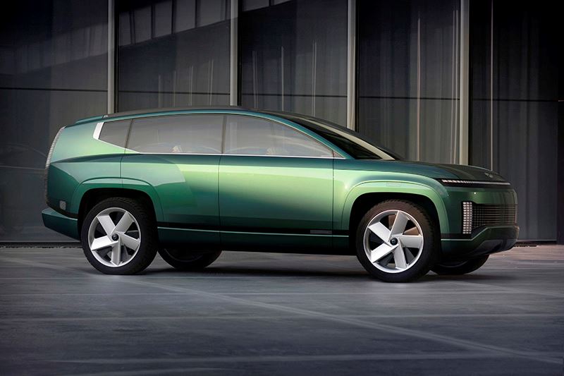 De Hyundai IONIQ 7 bevindt zich nu nog in de ontwerpfase en bestaat vooralsnog als concept car, getiteld SEVEN.