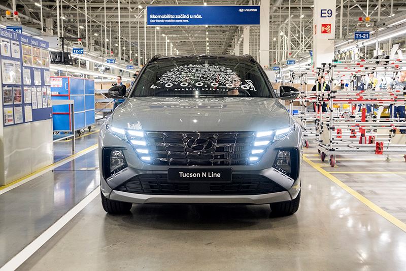 In de Hyundai-fabriek in Tsjechië rolde de 4 miljoenste Hyundai – een TUCSON N Line – van de band.