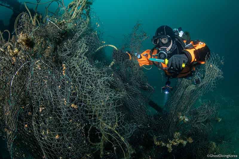 Samen zetten Hyundai en Healthy Seas zich in voor het schoonmaken van zeeën en oceanen over de hele wereld.