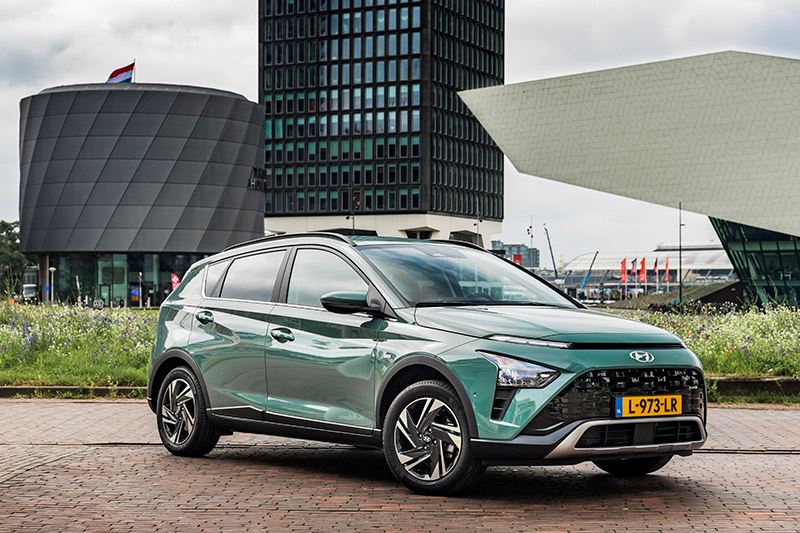 Maar weinig auto's in de klasse van de crossover-SUV’s zijn standaard zo luxe uitgerust als de Hyundai BAYON.