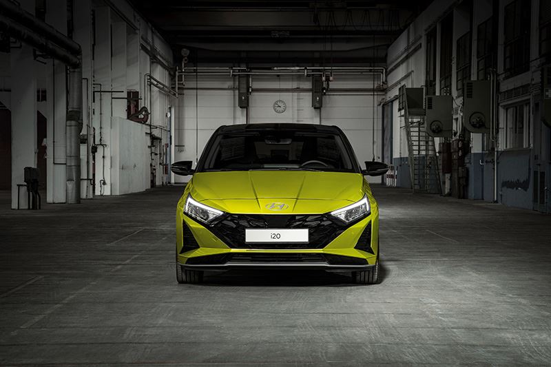 De vernieuwde Hyundai i20 met hertekende voorbumper en grille.