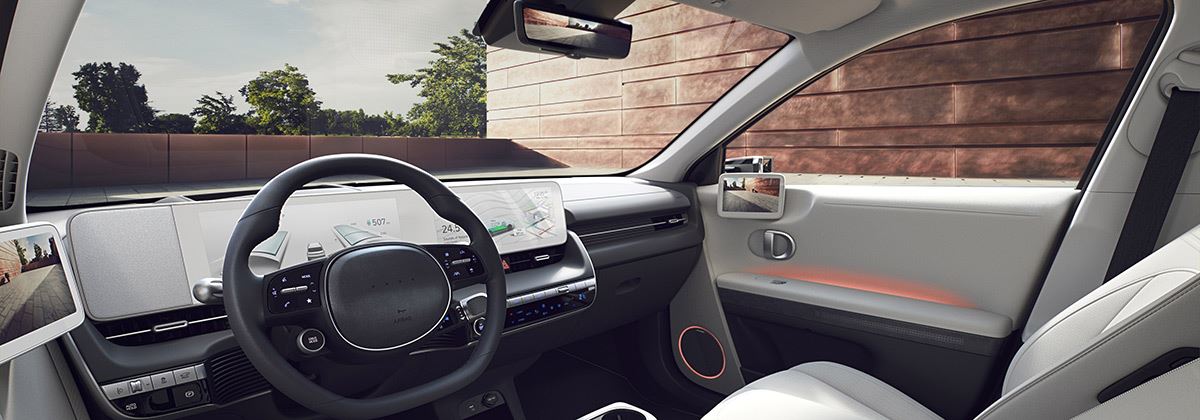 Hyundai blijft veiligheid IONIQ 5 verbeteren met introductie Digital Center Mirror (DCM)