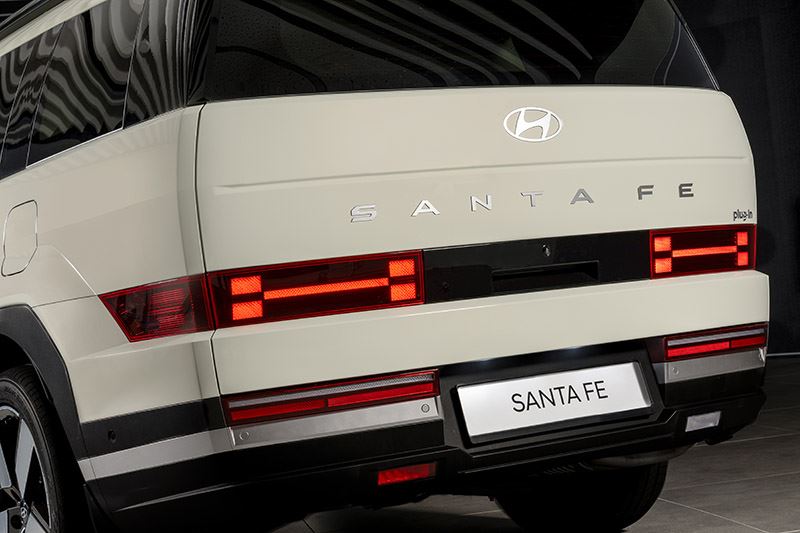 De Hyundai SANTA FE is onderscheiden met een Red Dot Design Award 2024.