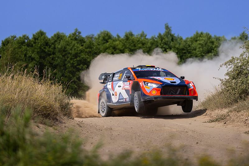 Thierry Neuvilly gaat na de Rally van Polen nog steeds fier aan de leiding in de stand om het wereldkampioenschap.