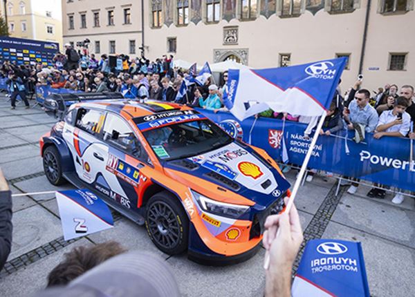 Ott Tänak wint Rally Central Europe, Thierry Neuville nog niet helemaal zeker van wereldtitel