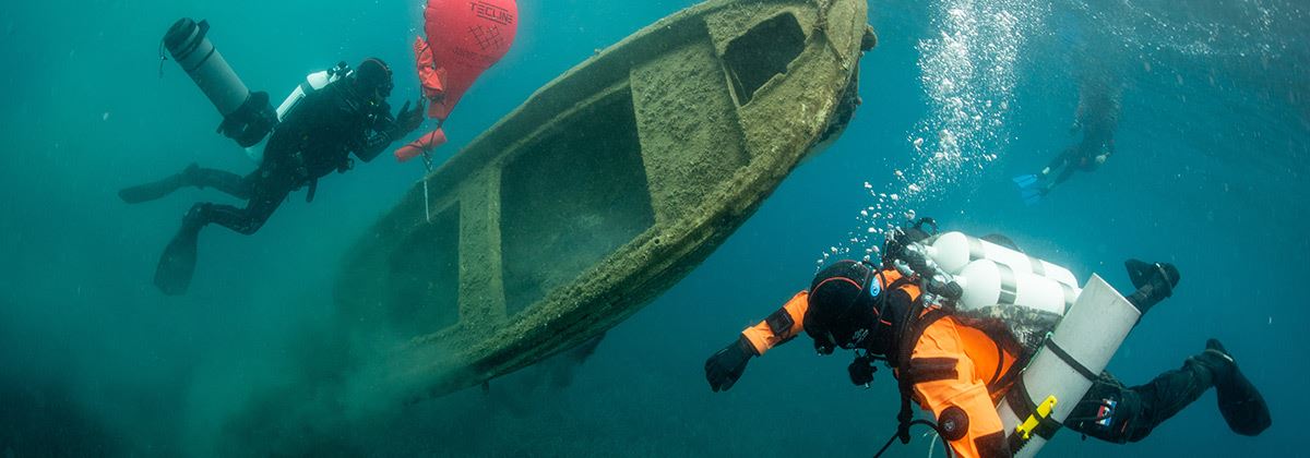 Healthy Seas en Hyundai halen ruim 170 ton afval uit zee