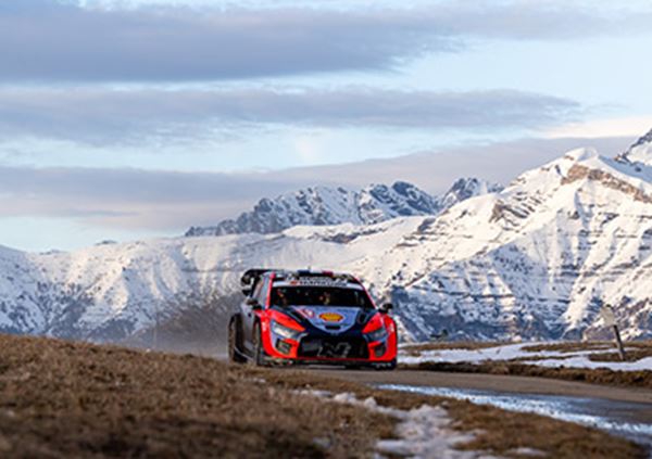 Adrian Fourmaux maakt indruk in Rally van Monte Carlo