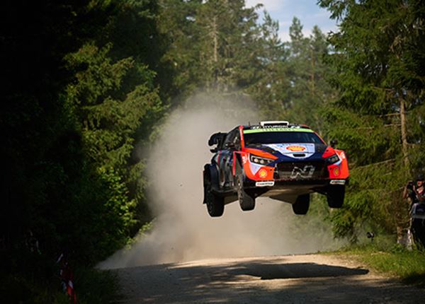 Hyundai Motorsport nieuwe leider in wereldkampioenschap rally