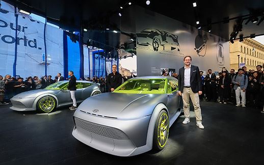 Hyundai-Motor-Debuts-All-Electric-Concept-THREE-at-IAA-Mobility-2025_2.jpg