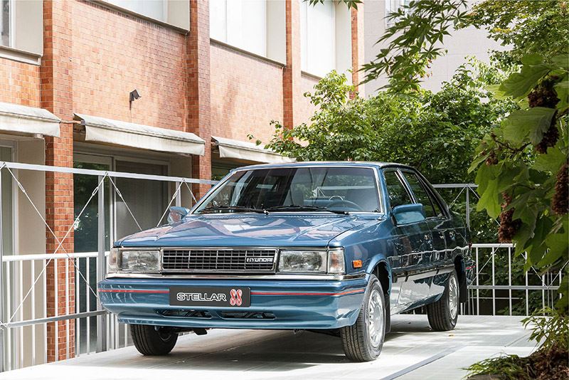 De volledig gerestaureerde Hyundai STELLAR 88.