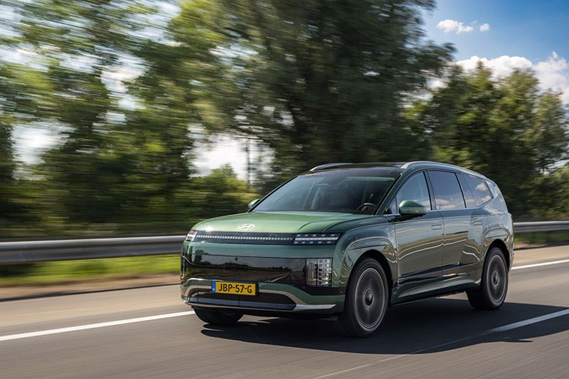 Hyundai IONIQ 9.