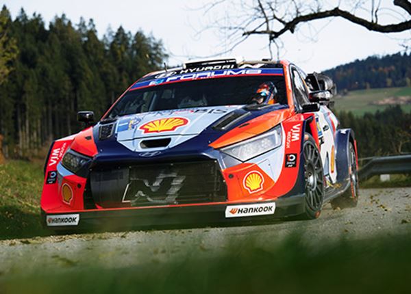 Ott Tänak sleept zesde podium voor rallyteam Hyundai Motorsport binnen