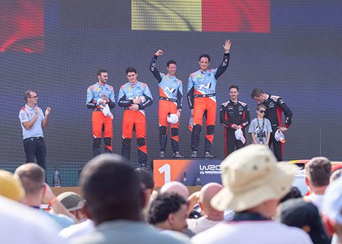 Rallyteam Hyundai Motorsport sluit seizoen af met klinkend dubbel podium