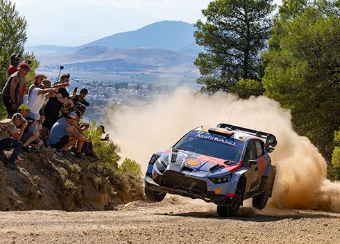Hyundai Motorsport maakt indruk in Rally van Griekenland