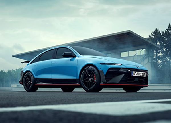 Drie keer raak bij What Car? Electric Car Awards