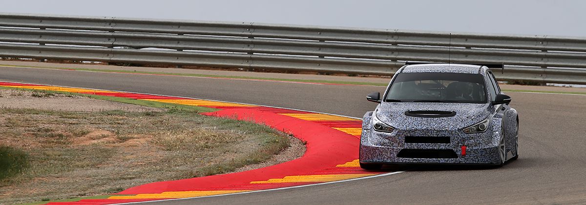 Het testen van de New Generation i30 TCR is begonnen