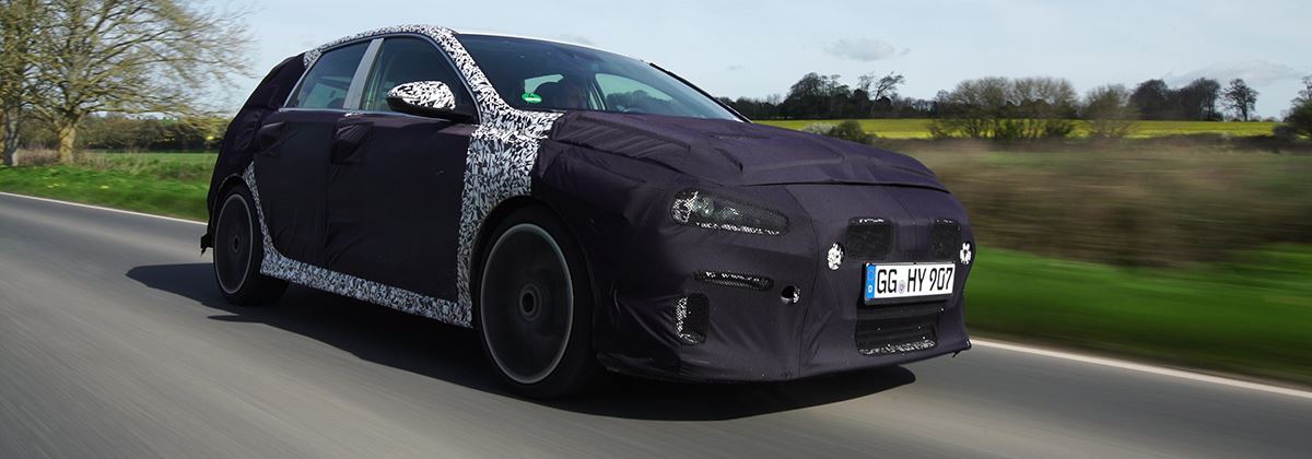 VIDEO: Hot hatch Hyundai i30 N is nu echt bijna klaar!