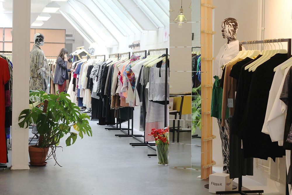 LENA fashion library