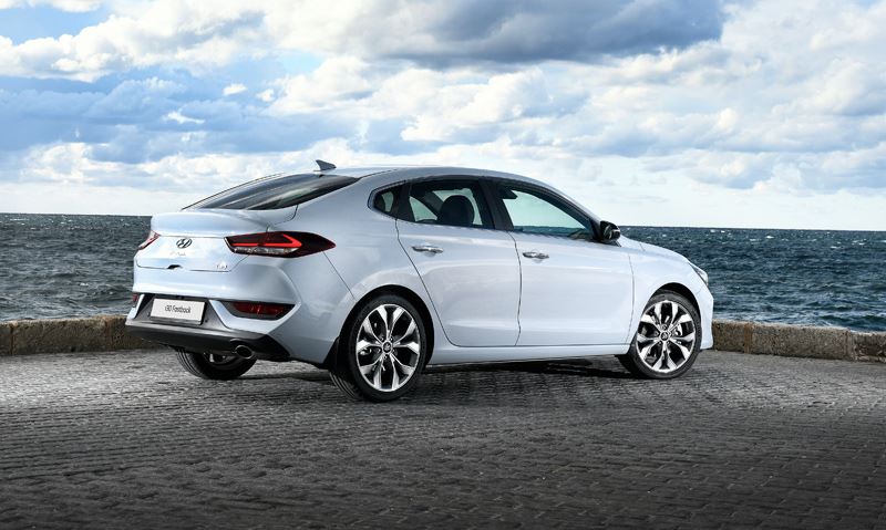 De Hyundai i30 Fastback is een verrassende nieuwkomer in de middenklasse.