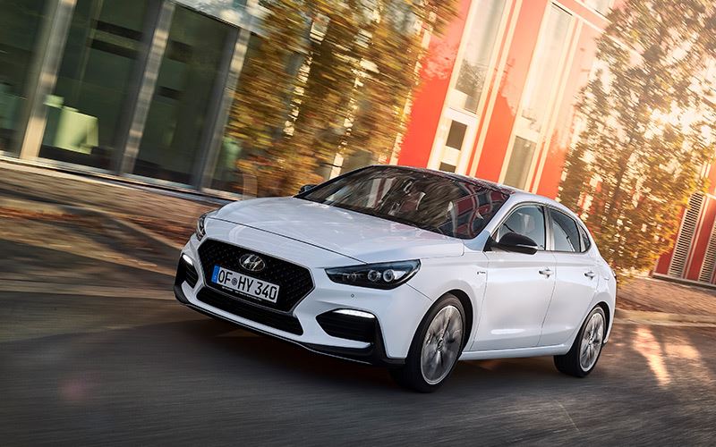De Hyundai i30 Fastback in sportieve N Line-uitvoering.