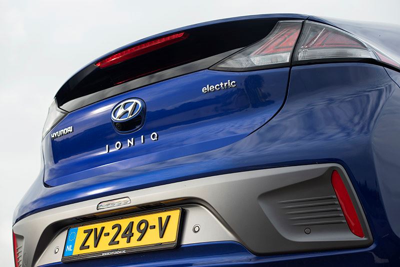 De Hyundai IONIQ Electric is direct uit voorraad leverbaar.