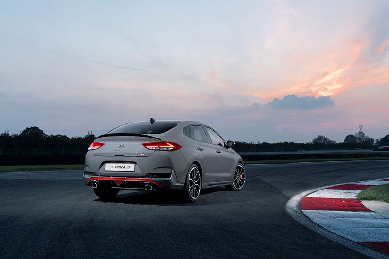 De Hyundai i30 Fastback N is uitgeroepen tot Sports Car of the Year 2019.
