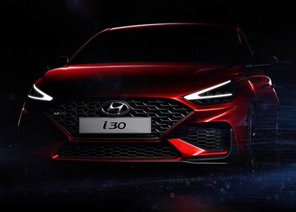 Hyundai toont krachtig design vernieuwde i30