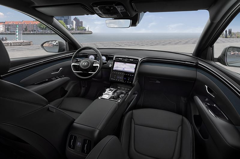 Het 10,25-inch instrumentencluster en 10,25-inch AVN-T-touchscreen in de nieuwe Hyundai Tucson zijn volledig te personaliseren.