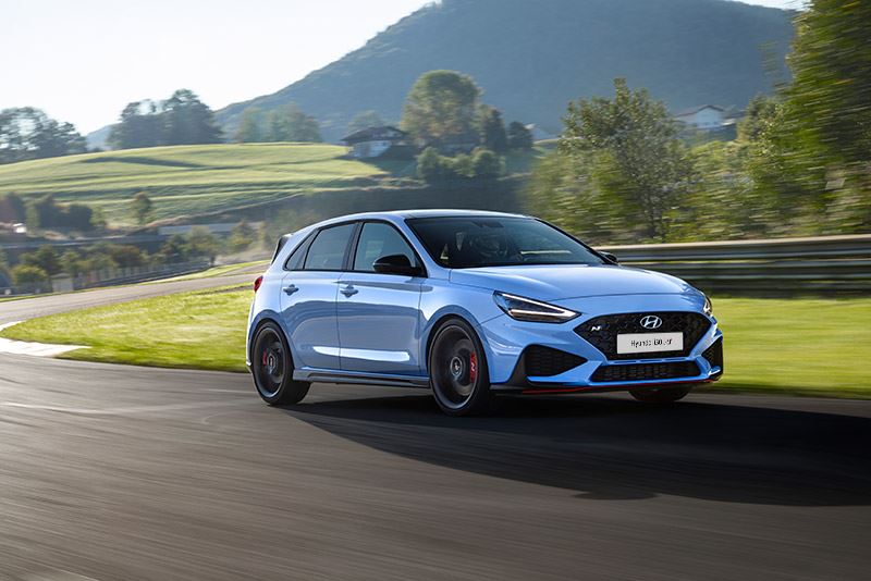 De nieuwe Hyundai i30 N belooft nog meer rijplezier op de weg en op het circuit.